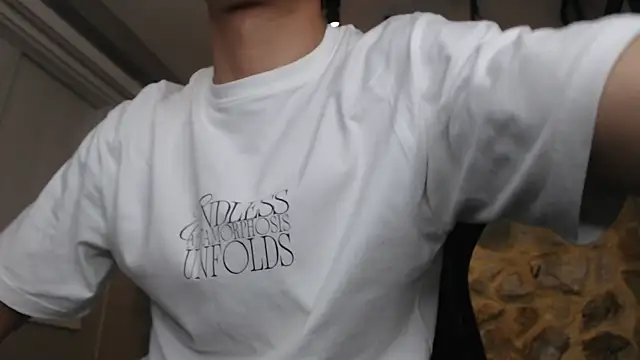 Snapshot of alexgiraldo_ chatting on 4, 3, 2025 alexgiraldo online show from 4, 3, 2025