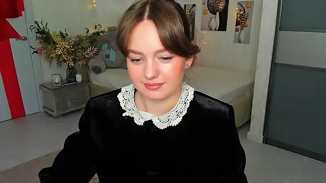 MiracleCurly online show from 11, 3, 2025