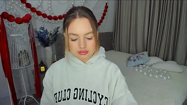 MiracleCurly online show from 22, 12, 2025