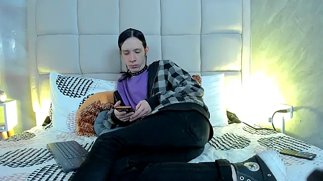 Hecatee 77 online show from 21, 2, 2026