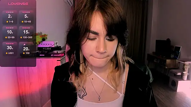 Snapshot of _selectrra chatting on 7, 2, 2025 selectrra online show from 7, 2, 2025