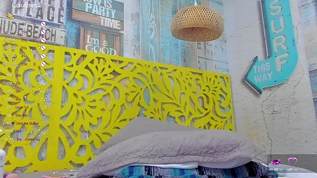 Snapshot of Isabela-Gomez chatting on 8, 12, 2024 Isabela-Gomez online show from 8, 12, 2024