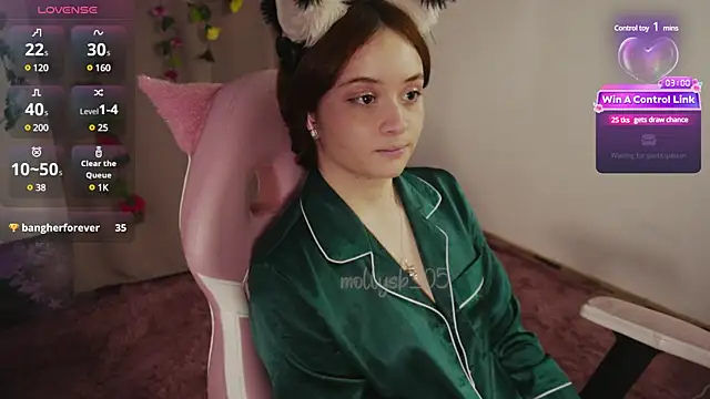 Snapshot of molly_russell chatting on 13, 2, 2025 molly russell online show from 13, 2, 2025