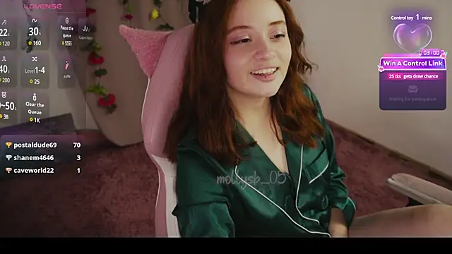 Snapshot of molly_russell chatting on 3, 3, 2025 molly russell online show from 3, 3, 2025