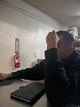 PeterGrandee online show from 5, 3, 2025