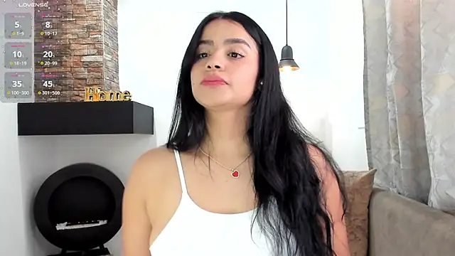 Snapshot of Paula_Desousa chatting on 19, 9, 2025 Paula Desousa online show from 19, 9, 2025