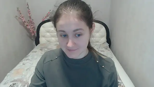 Holliy Cooper online show from 2, 4, 2026