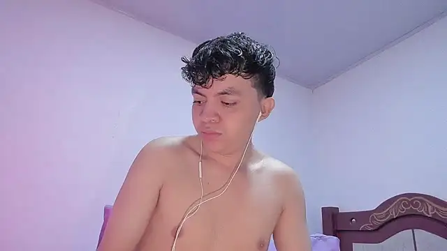 Snapshot of Lucaas_King chatting on 5, 2, 2025 Lucaas King online show from 5, 2, 2025