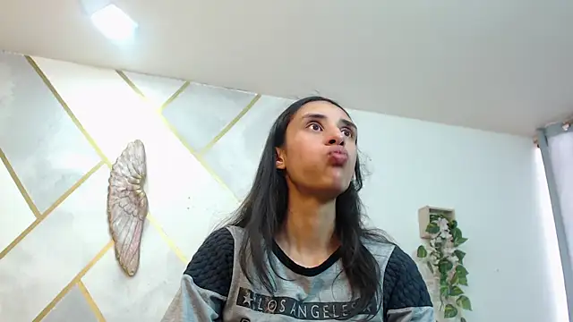 RoxanaCyrano  online show from 4, 11, 2025