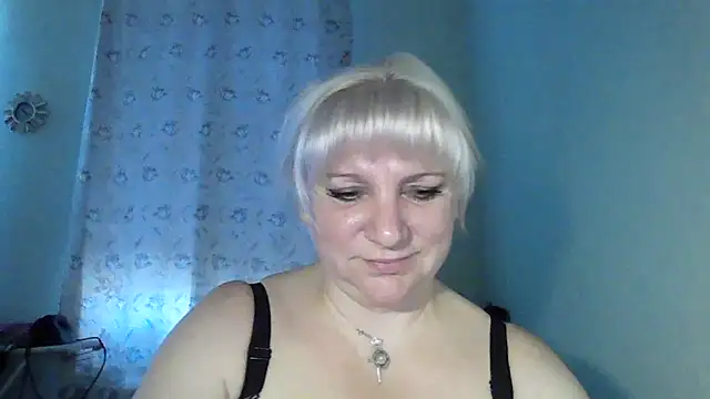 Snapshot of MeilomaWesa chatting on 14, 11, 2025 MeilomaWesa online show from 14, 11, 2025