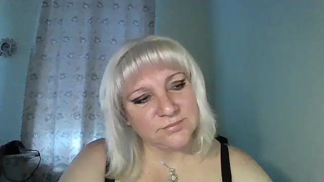 Snapshot of MeilomaWesa chatting on 16, 11, 2025 MeilomaWesa online show from 16, 11, 2025
