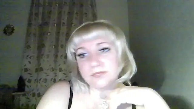 Snapshot of MeilomaWesa chatting on 5, 2, 2026 MeilomaWesa online show from 5, 2, 2026