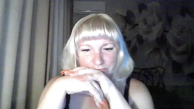 Snapshot of MeilomaWesa chatting on 8, 6, 2026 MeilomaWesa online show from 8, 6, 2026