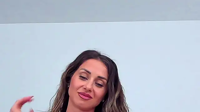 Snapshot of SelenaWest chatting on 20, 9, 2025 SelenaWest online show from 20, 9, 2025