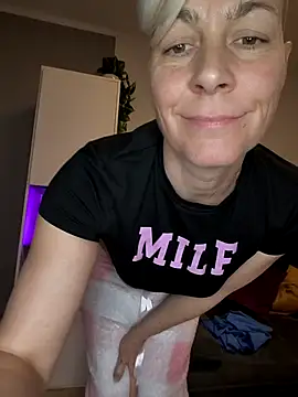 DarleenHot online show from 22, 12, 2025