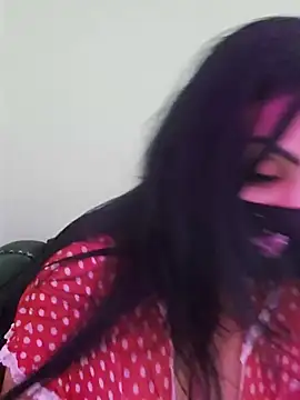 Snapshot of Zeina2024 chatting on 12, 7, 2026 Zeina2024 online show from 12, 7, 2026