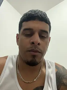 Snapshot of vincen_jose chatting on 6, 1, 2025 vincen jose online show from 6, 1, 2025
