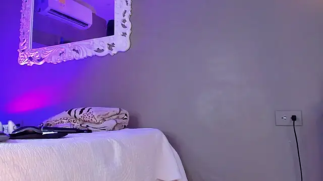 nau fonseca1 online show from 7, 2, 2025