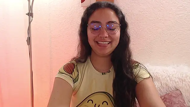 Snapshot of _Kim__M chatting on 28, 2, 2026 Kim M online show from 28, 2, 2026