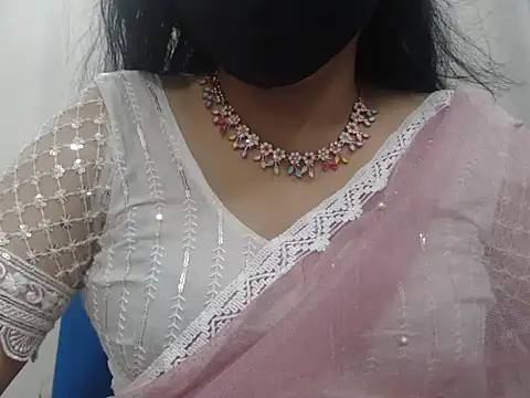 Lovely Siri 23 online show from 28, 3, 2026