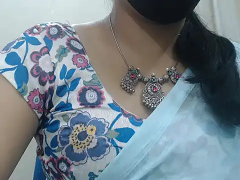 Snapshot of Lovely_Siri_23 chatting on 21, 6, 2026 Lovely Siri 23 online show from 21, 6, 2026