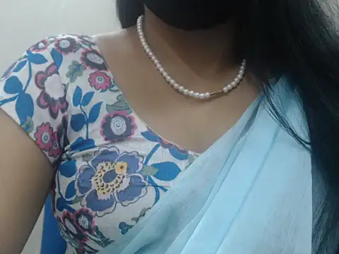 Snapshot of Lovely_Siri_23 chatting on 12, 7, 2026 Lovely Siri 23 online show from 12, 7, 2026