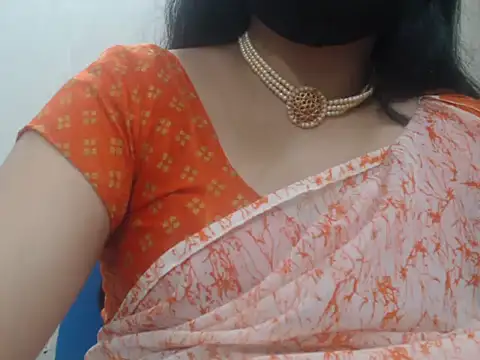 Snapshot of Lovely_Siri_23 chatting on 20, 7, 2026 Lovely Siri 23 online show from 20, 7, 2026