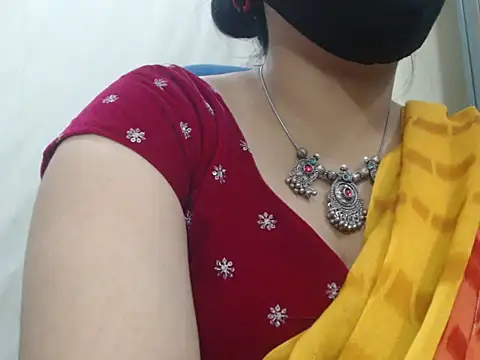 Snapshot of Lovely_Siri_23 chatting on 21, 7, 2026 Lovely Siri 23 online show from 21, 7, 2026