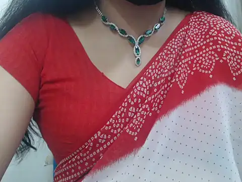 Snapshot of Lovely_Siri_23 chatting on 27, 7, 2026 Lovely Siri 23 online show from 27, 7, 2026