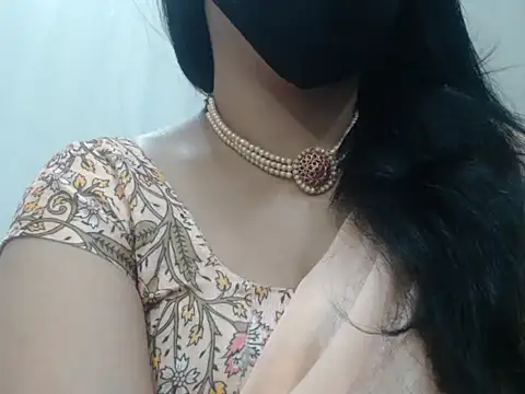 Snapshot of Lovely_Siri_23 chatting on 28, 7, 2026 Lovely Siri 23 online show from 28, 7, 2026