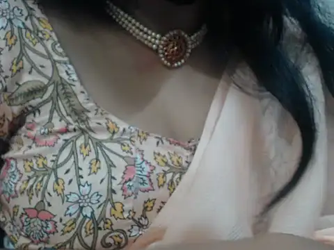 Snapshot of Lovely_Siri_23 chatting on 28, 7, 2026 Lovely Siri 23 online show from 28, 7, 2026