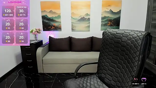 Sofia Ford online show from 10, 10, 2025