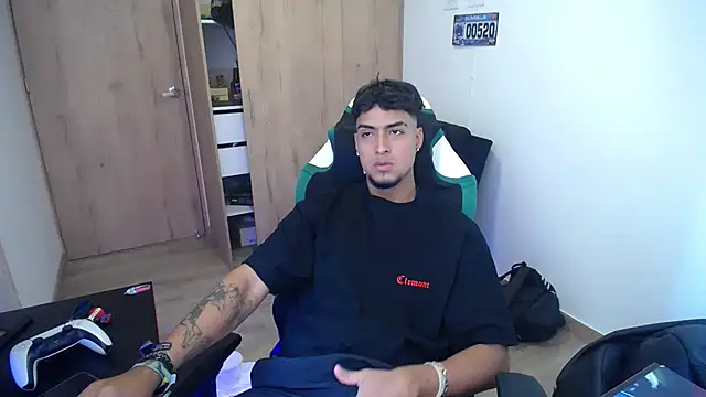 Snapshot of matias_bianco chatting on 18, 9, 2025 matias bianco online show from 18, 9, 2025