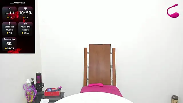 Alissamore3 online show from 10, 9, 2025