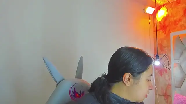 sayumi dirty online show from 28, 9, 2025