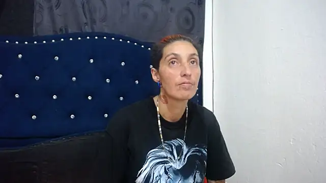 Snapshot of anyu1306 chatting on 18, 12, 2024 anyu1306 online show from 18, 12, 2024