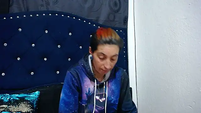 Snapshot of anyu1306 chatting on 13, 1, 2025 anyu1306 online show from 13, 1, 2025