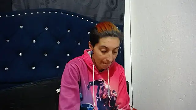 Snapshot of anyu1306 chatting on 18, 1, 2025 anyu1306 online show from 18, 1, 2025