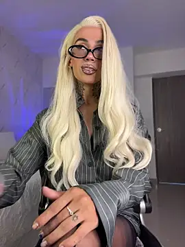 Snapshot of Miss_sagitario chatting on 21, 5, 2026 Miss sagitario online show from 21, 5, 2026