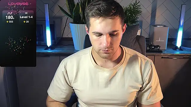 Snapshot of Sweeet__boy chatting on 18, 1, 2025 Sweeet boy online show from 18, 1, 2025