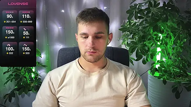 Snapshot of Sweeet__boy chatting on 13, 2, 2025 Sweeet boy online show from 13, 2, 2025