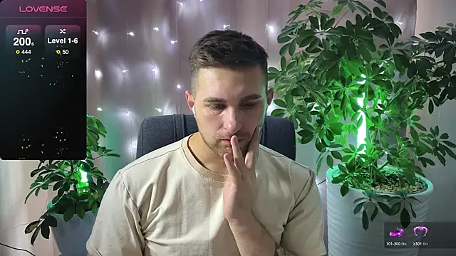 Snapshot of Sweeet__boy chatting on 15, 2, 2025 Sweeet boy online show from 15, 2, 2025