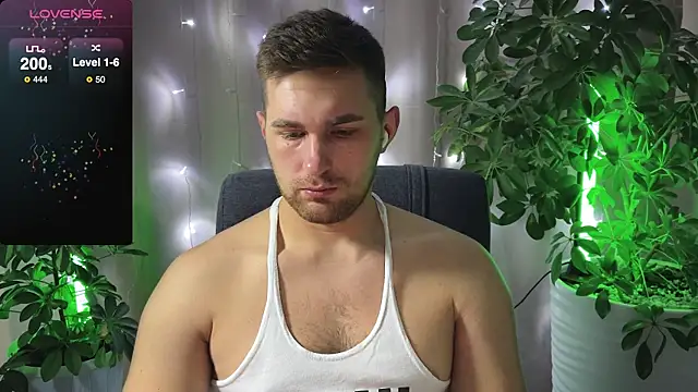 Snapshot of Sweeet__boy chatting on 16, 2, 2025 Sweeet boy online show from 16, 2, 2025