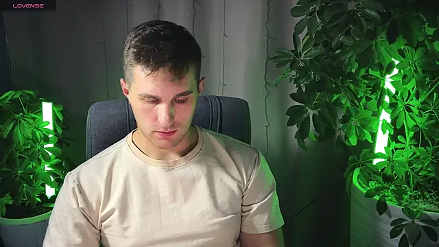 Snapshot of Sweeet__boy chatting on 20, 2, 2025 Sweeet boy online show from 20, 2, 2025