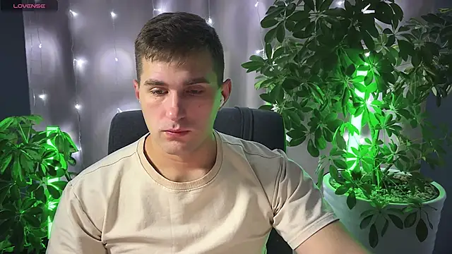 Snapshot of Sweeet__boy chatting on 22, 2, 2025 Sweeet boy online show from 22, 2, 2025