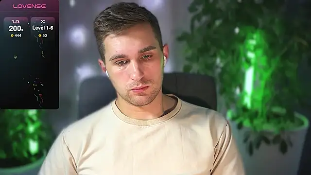 Snapshot of Sweeet__boy chatting on 26, 2, 2025 Sweeet boy online show from 26, 2, 2025