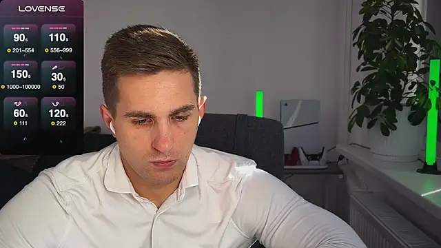 Snapshot of Sweeet__boy chatting on 24, 9, 2025 Sweeet boy online show from 24, 9, 2025