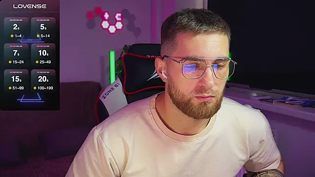 Snapshot of Sweeet__boy chatting on 17, 11, 2025 Sweeet boy online show from 17, 11, 2025