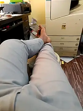 u wan me online show from 28, 2, 2025