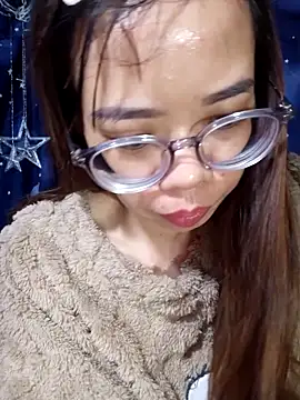   Mai-love19   online show from 28, 11, 2025